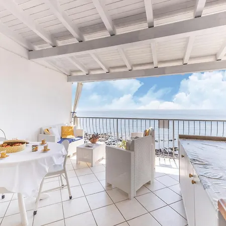 In By Dolce Acqua Cliff Apartamento *